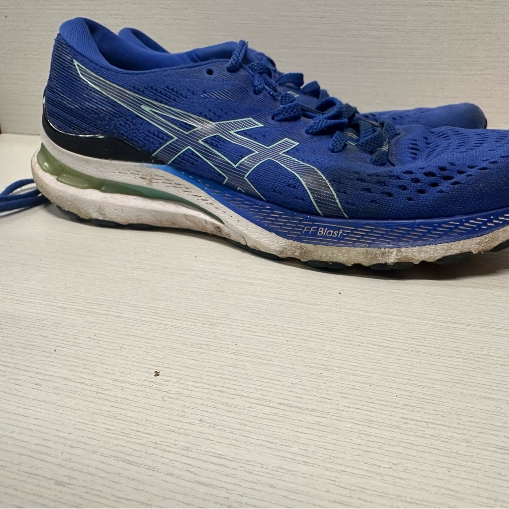 ASICS Men's Vibrant Blue Athletic Sneakers. GEL-KAYANO 28